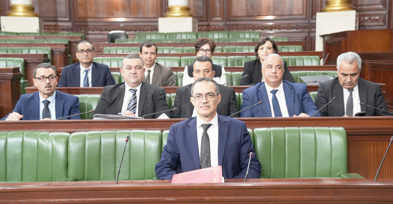 وزير الفلاحة في جلسة برلمانية:..   نسعى إلى النهوض بمختلف القطاعات وحل الإشكاليات